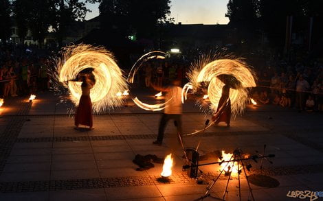 kolektyw Freakus – spektakularny pokaz ognia  Foto: kolektyw Freakus – spektakularny pokaz ognia