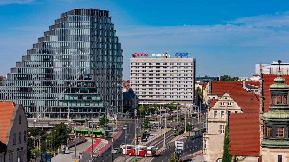 Bałtyk, rondo Kaponiera, Akumulatory, autobus, komunikacja  Foto: lepszyPOZNAN.pl / Piotr Rychter