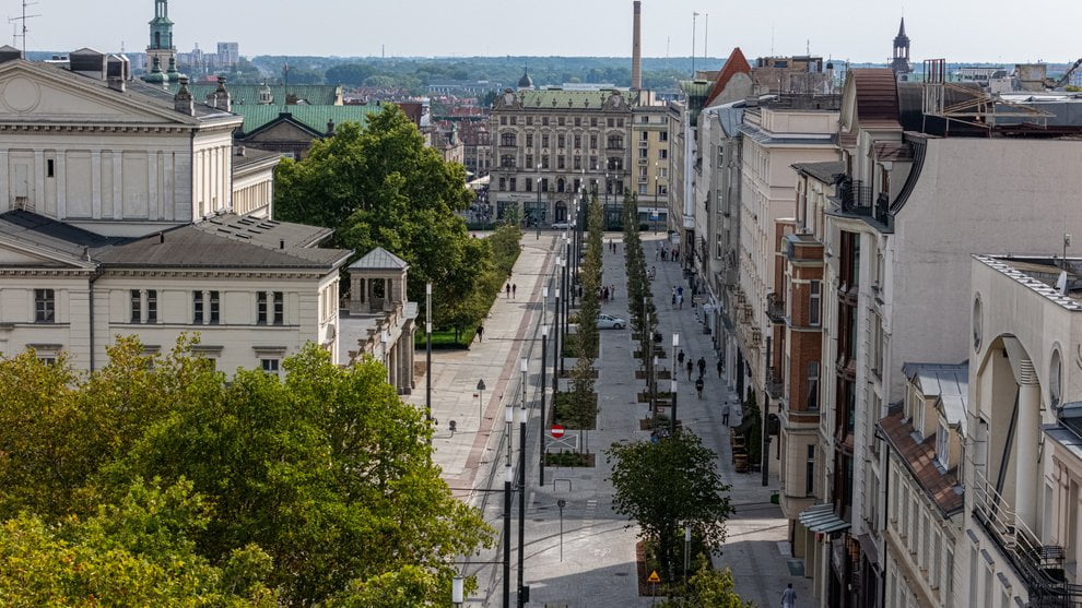 plac Wolności, hotel Bazar  Foto: lepszyPOZNAN.pl / Piotr Rychter