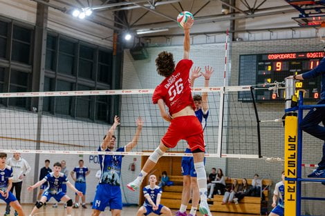 Ćwierćfinały Mistrzostw Polski Juniorów Młodszych: Enea Energetyk Poznań - GKPS Gorlice  Foto: lepszyPOZNAN.pl / Piotr Rychter